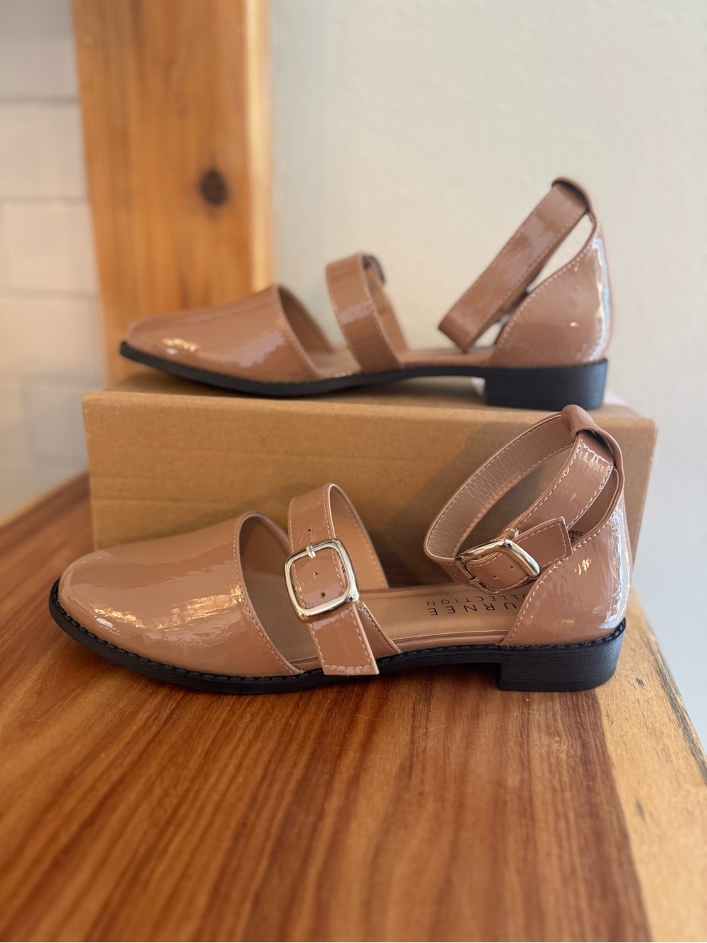 Journee Collection - Constance Mary Jane Loafer - Size 7.5 - Tan - NWT - Picture 3 of 6